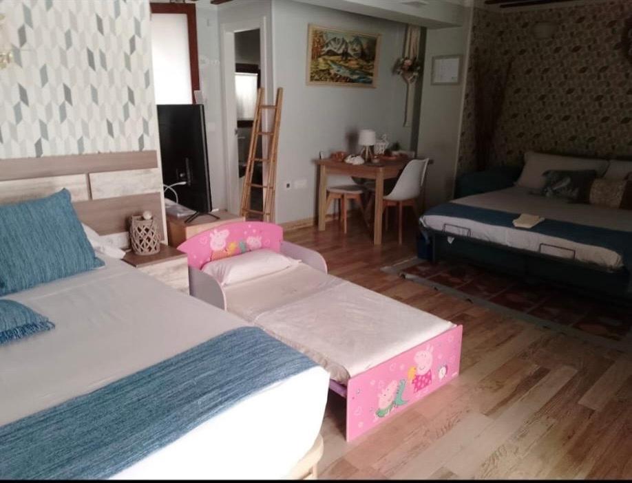 Apartamento Turistico El Empedrado De M&G Colmenar de Oreja Exterior foto